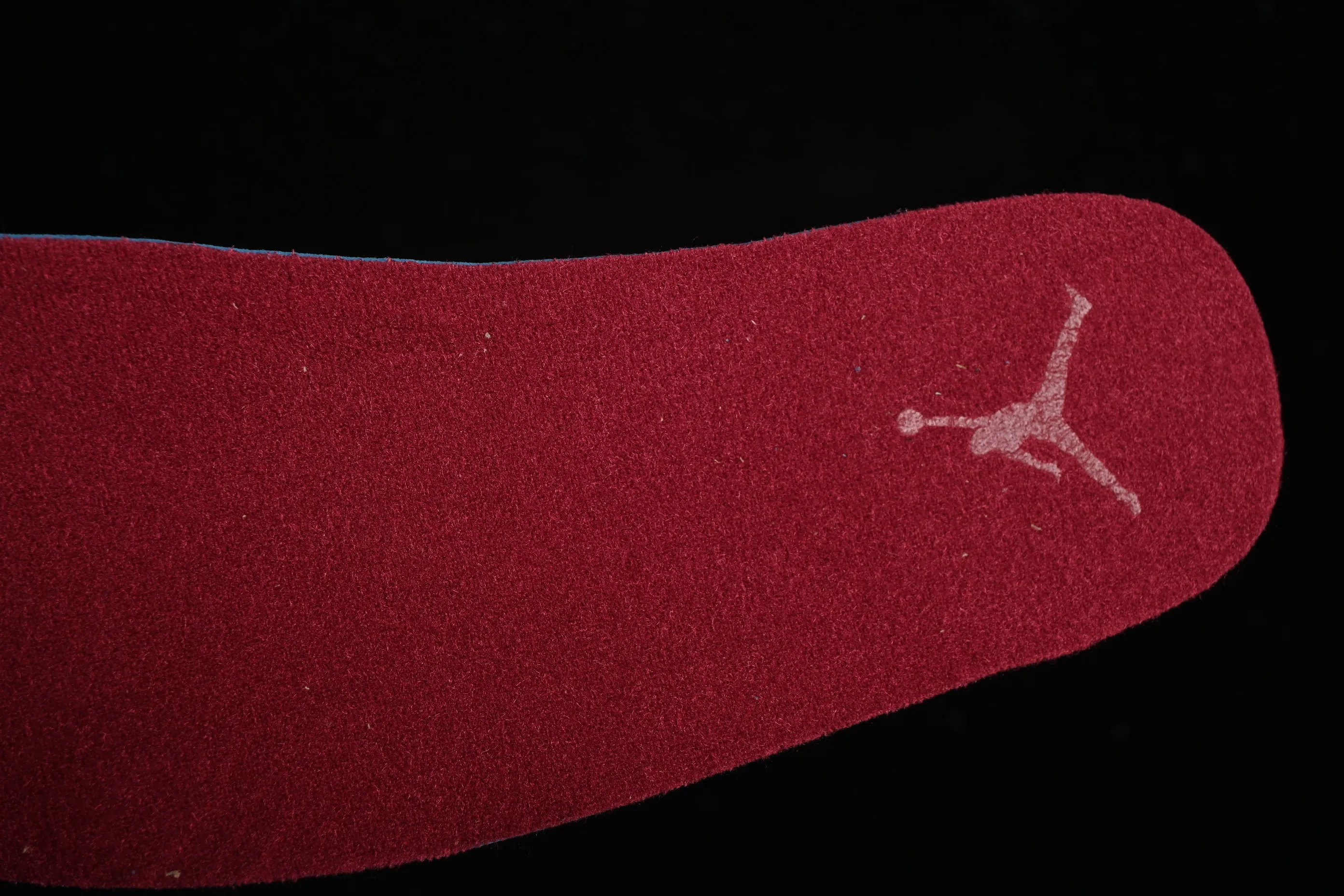 All categories Air Jordan Jordan series basketball shoes Air Jordan 1 Mid Air Jordan 1 Mid AJ1 Joe 1 snake pattern black and red toes Zhongbang basketball shoes FQ7818-101